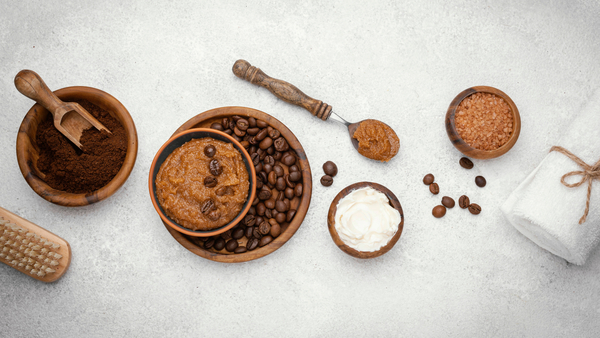 Caffeine in skincare products – brightening, reducing puffiness, and boosting skin radiance